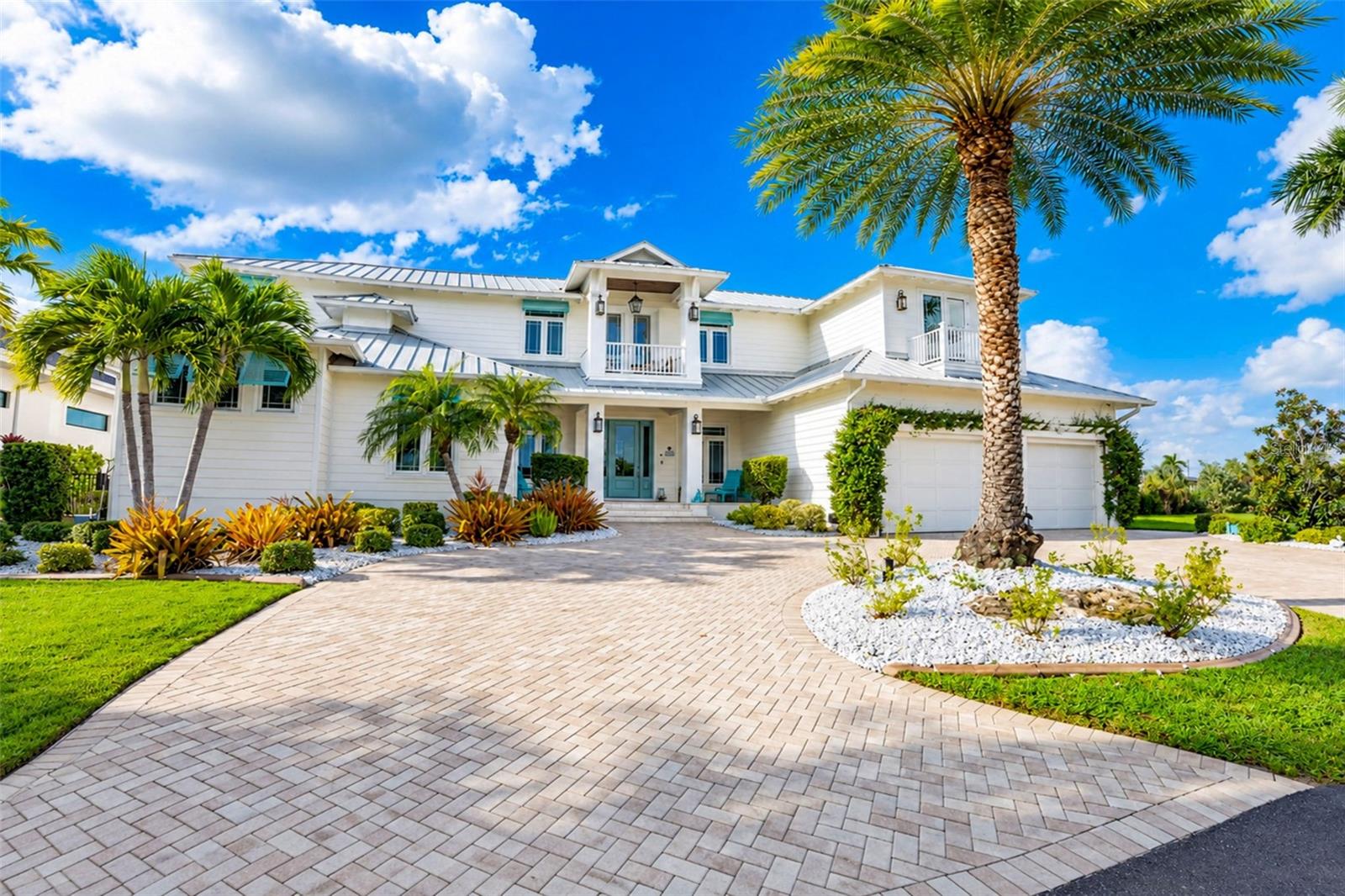 SEAMANS POINT - Residential