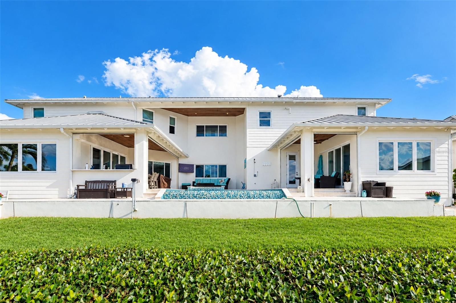 SEAMANS POINT - Residential