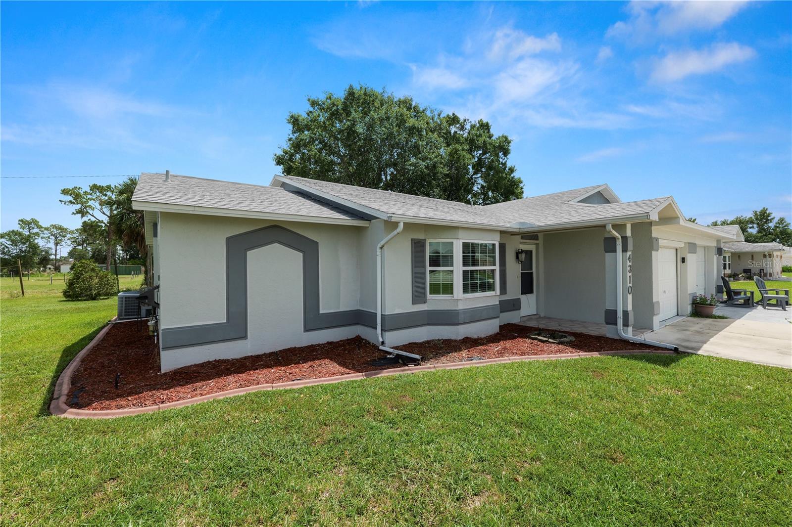 VANTAGE POINTE - Residential