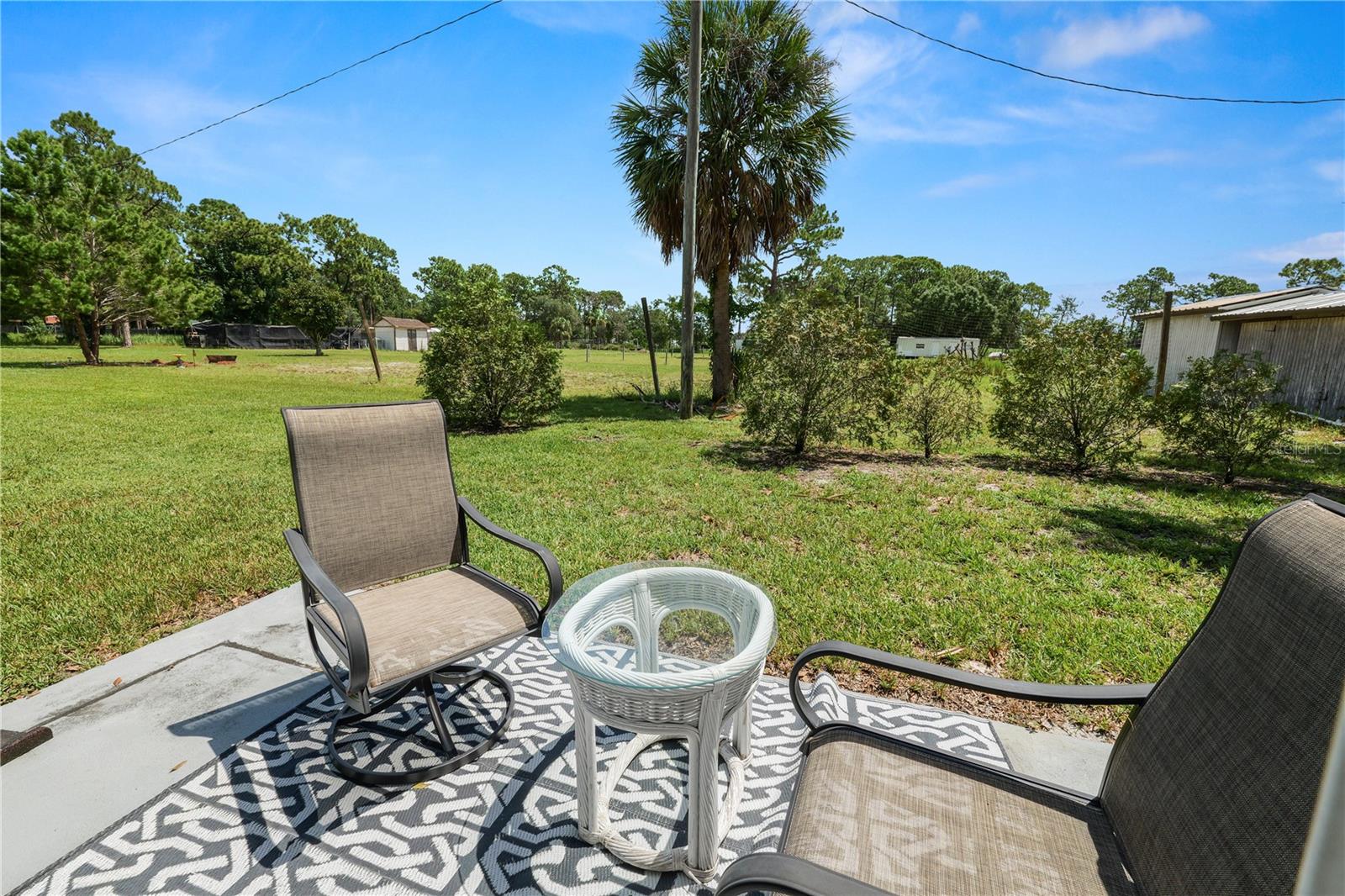 VANTAGE POINTE - Residential