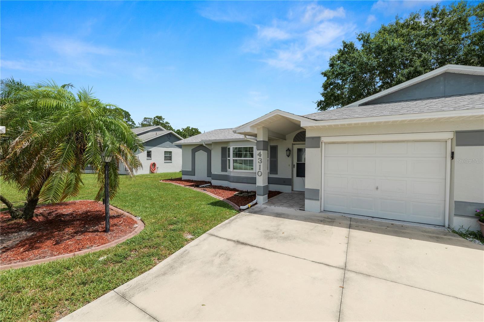VANTAGE POINTE - Residential