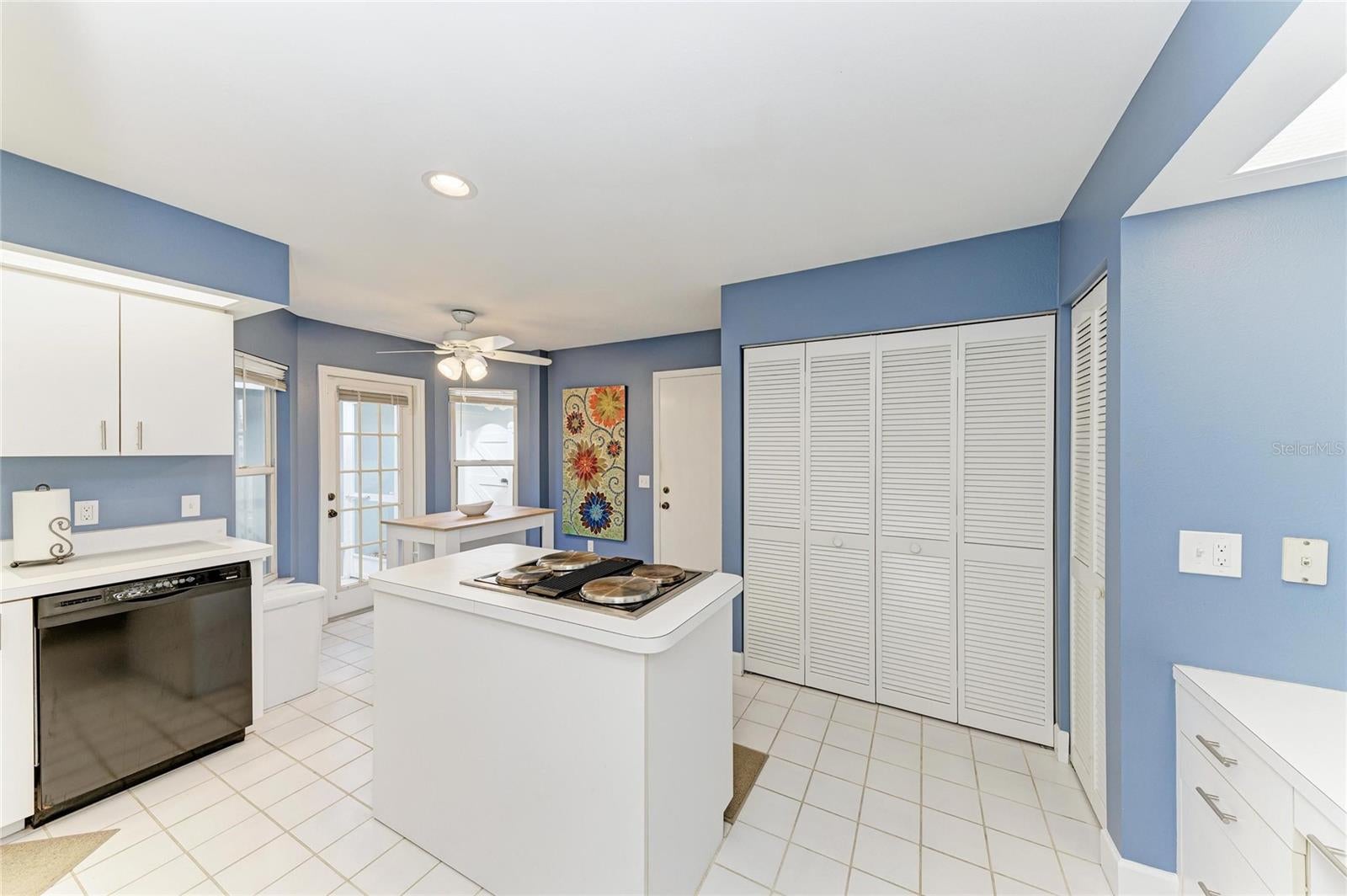 VILLAS OF SOMERSET - Residential