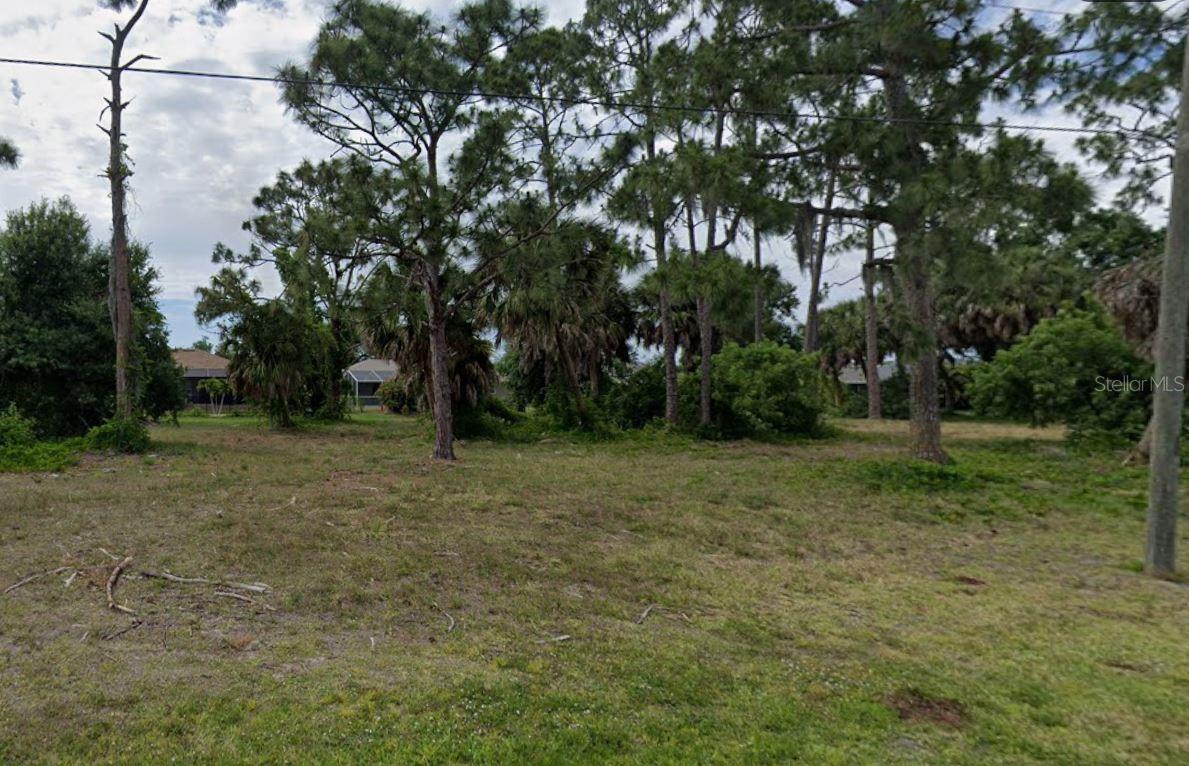 ROTONDA WEST LONG MEADOW - Land