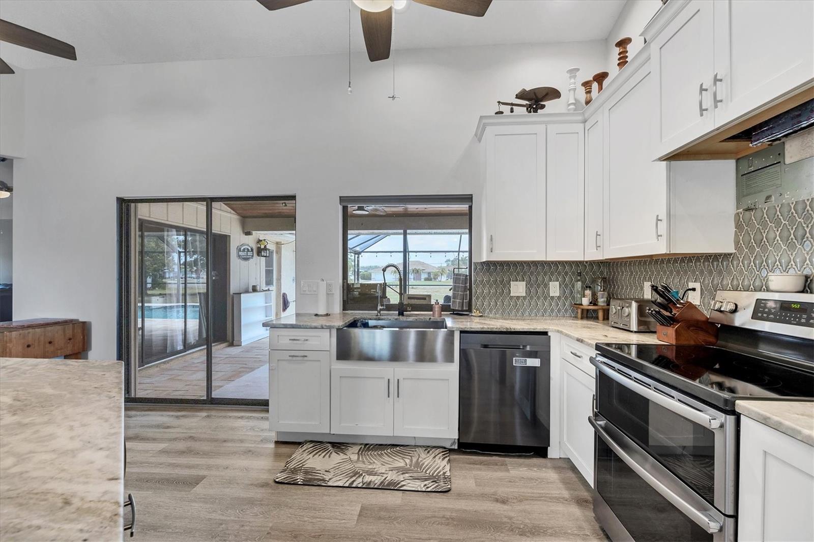 BAY VISTA ESTATES - Residential