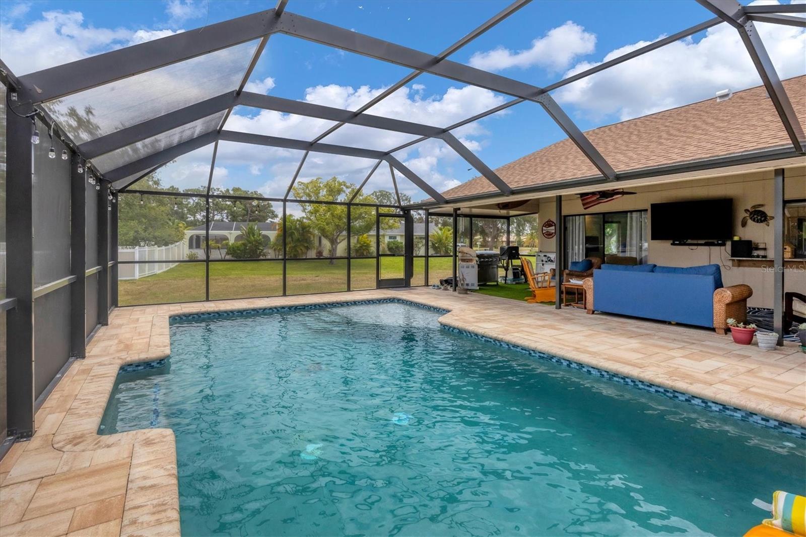 BAY VISTA ESTATES - Residential