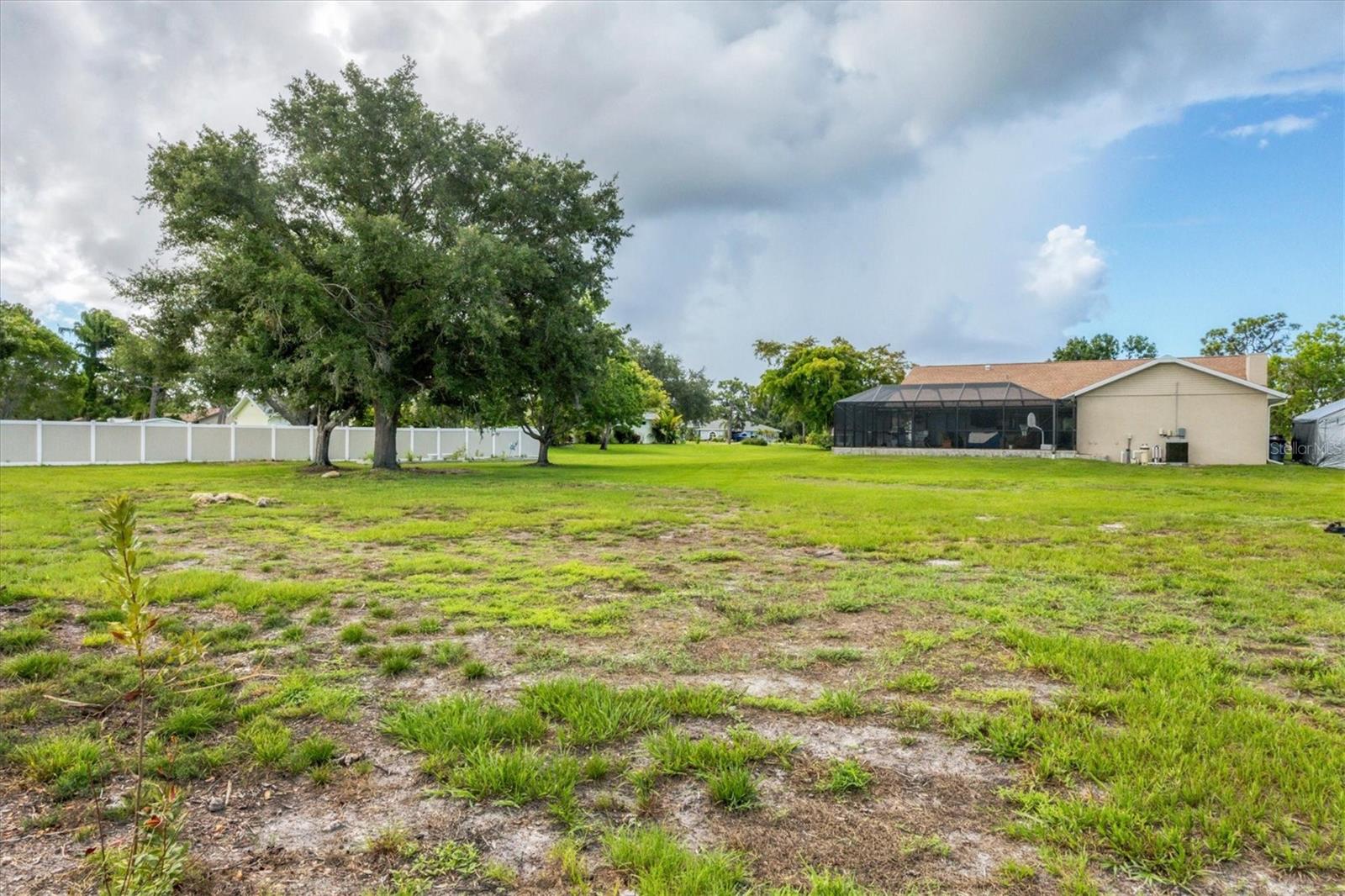 BAY VISTA ESTATES - Residential
