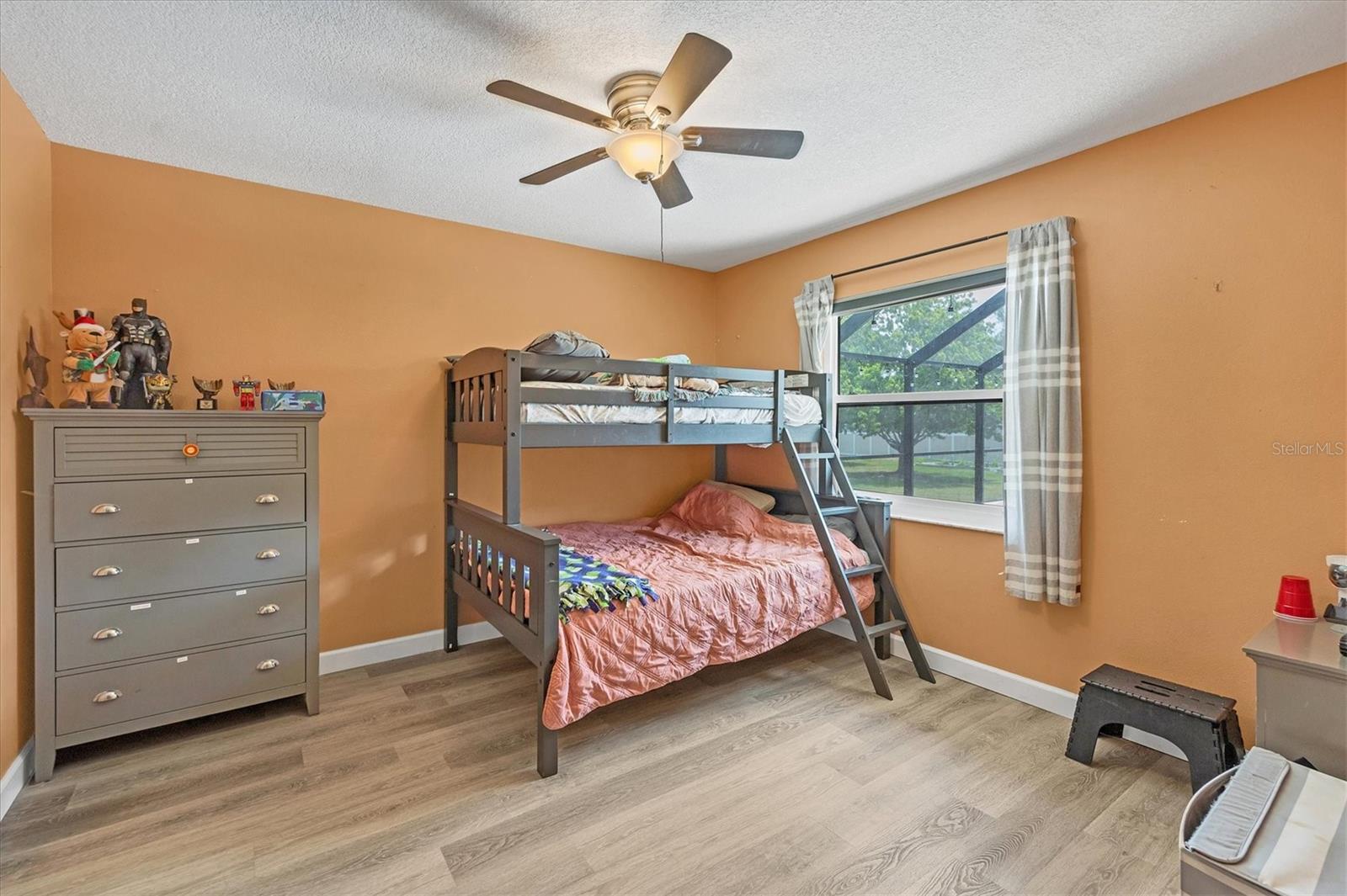 BAY VISTA ESTATES - Residential