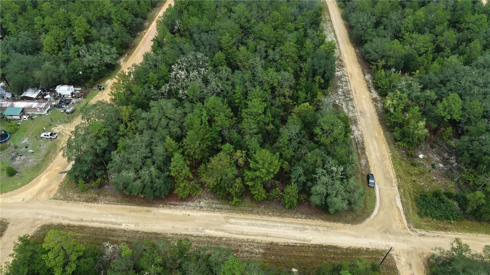 INTERLACHEN LAKES ESTATES - Land
