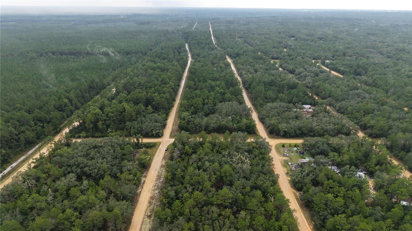 INTERLACHEN LAKES ESTATES - Land