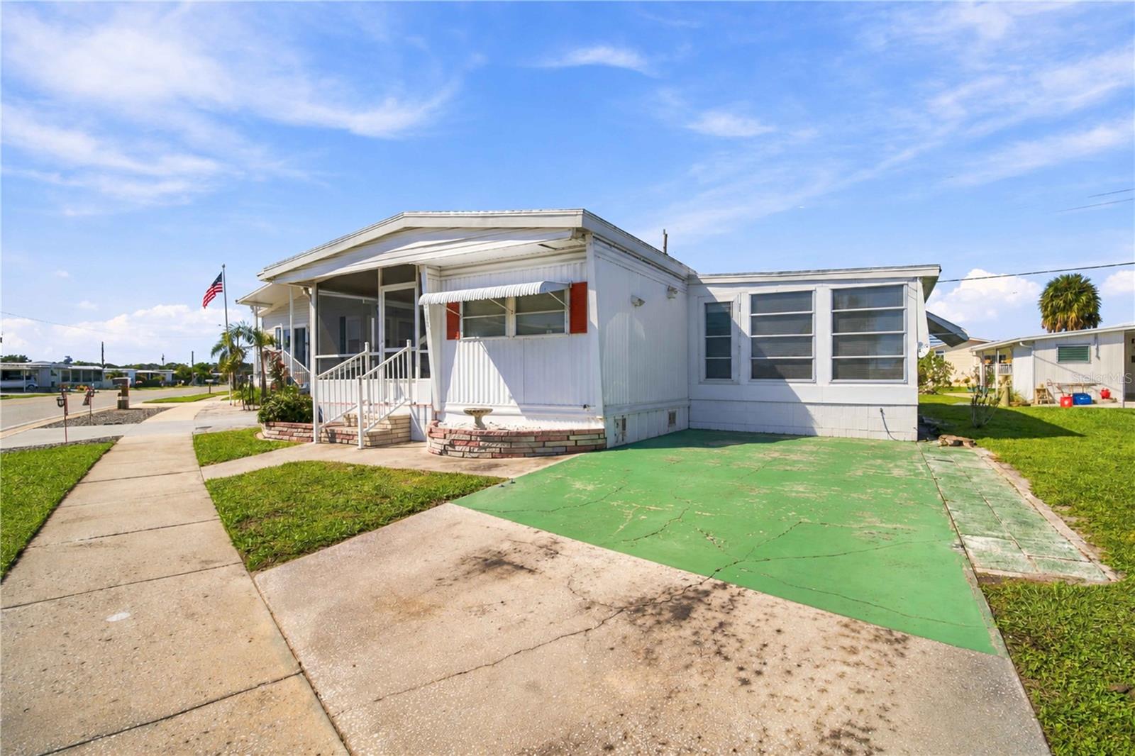TRI-PAR ESTATES - Residential