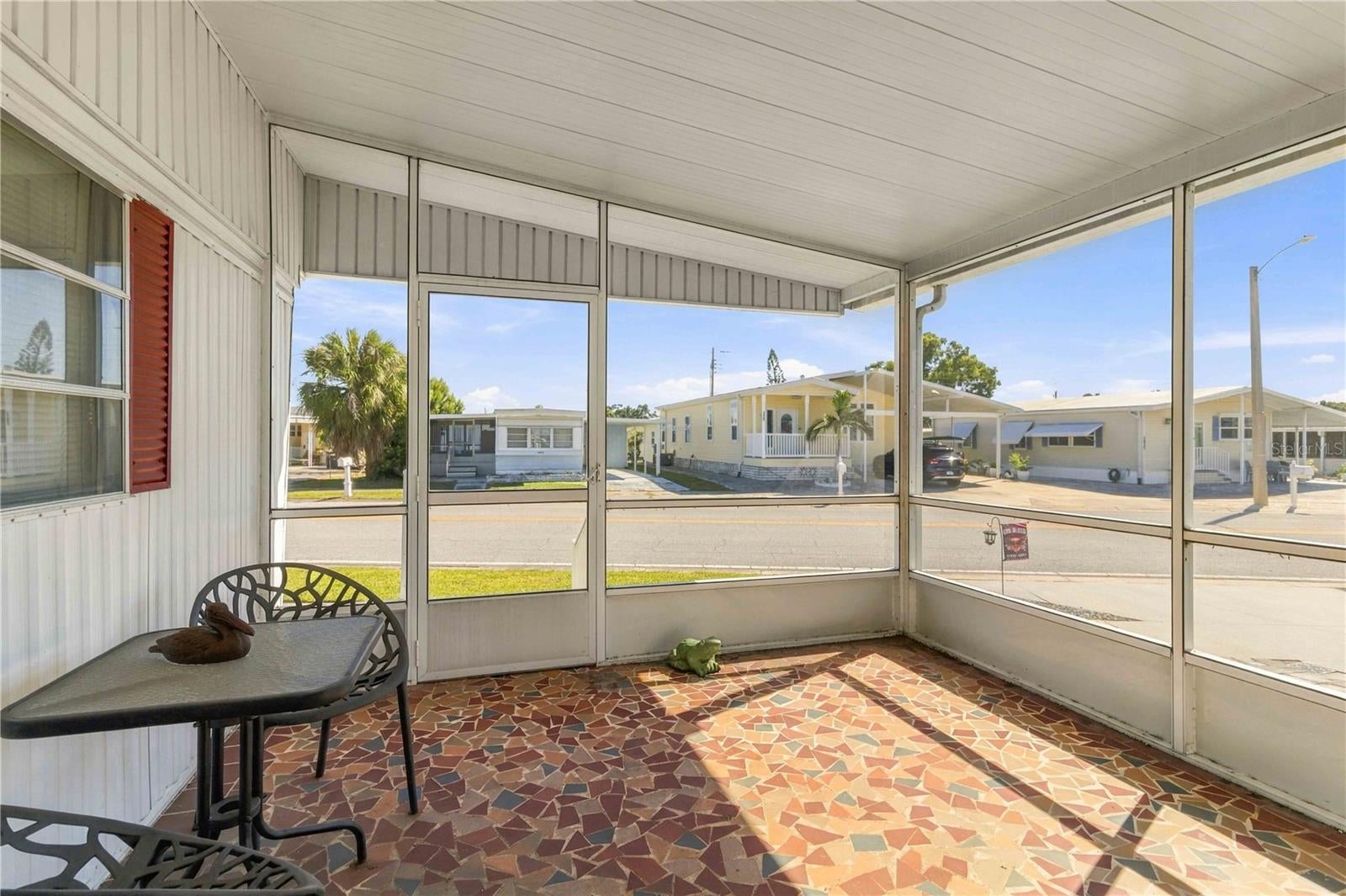 TRI-PAR ESTATES - Residential