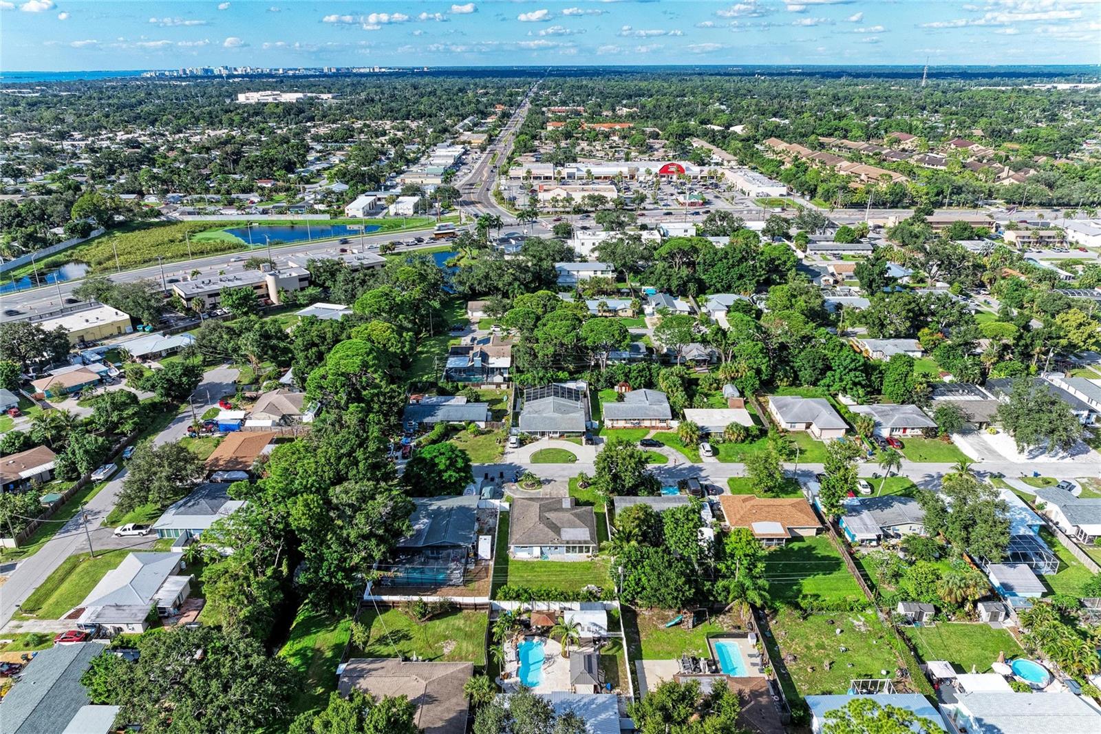 COLONIAL TERRACE - Residential