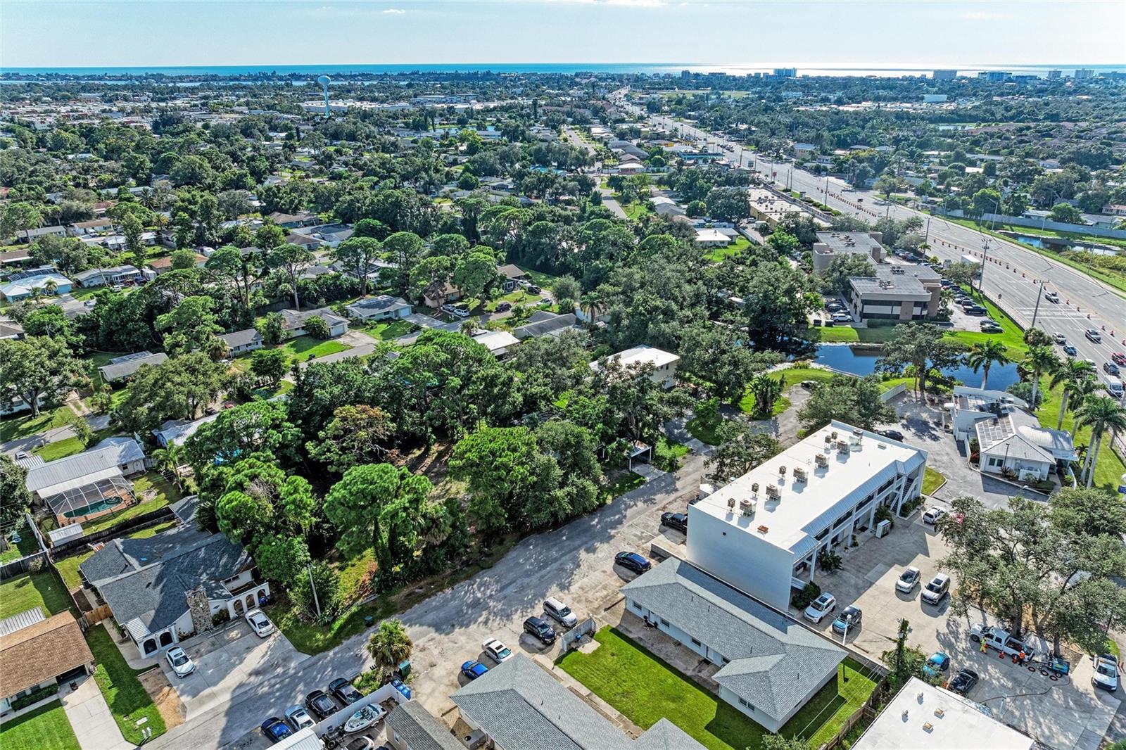 COLONIAL TERRACE - Residential