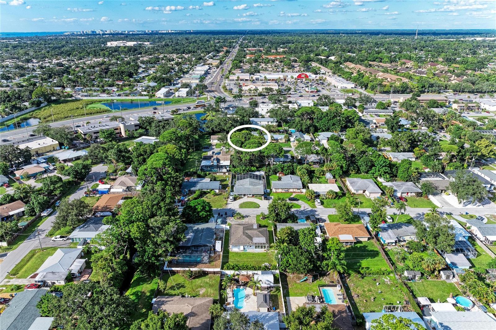 COLONIAL TERRACE - Residential