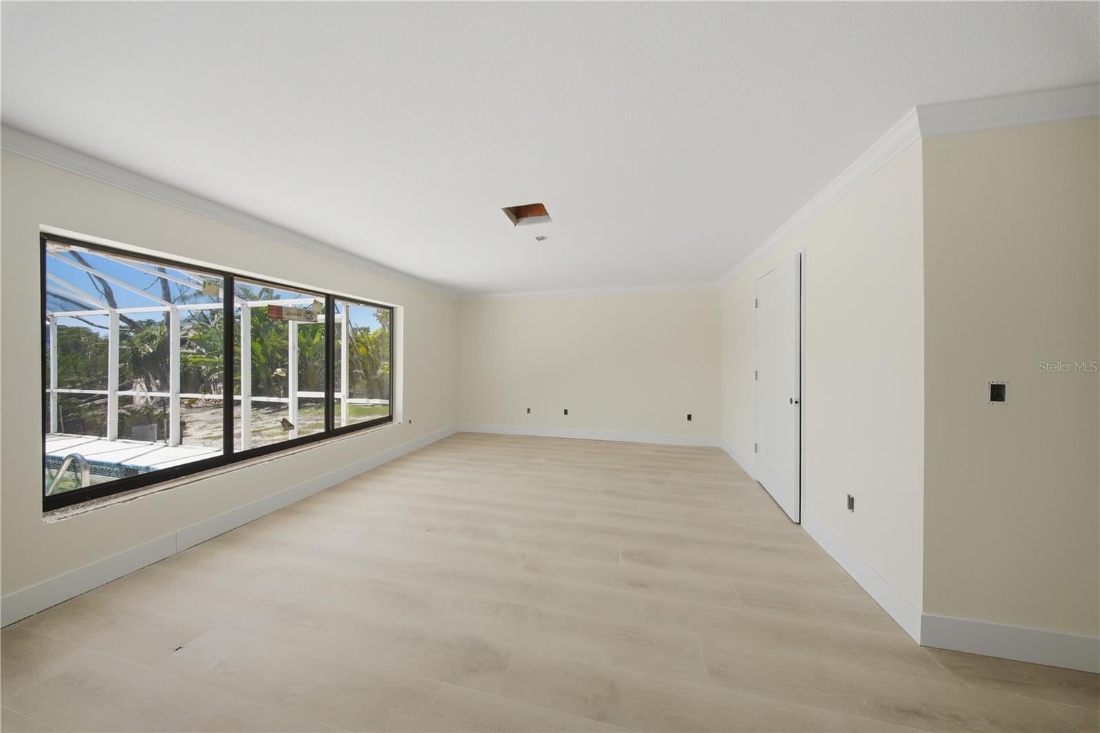 BEACHVIEW COUNTRY CLUB ESTATES - Residential