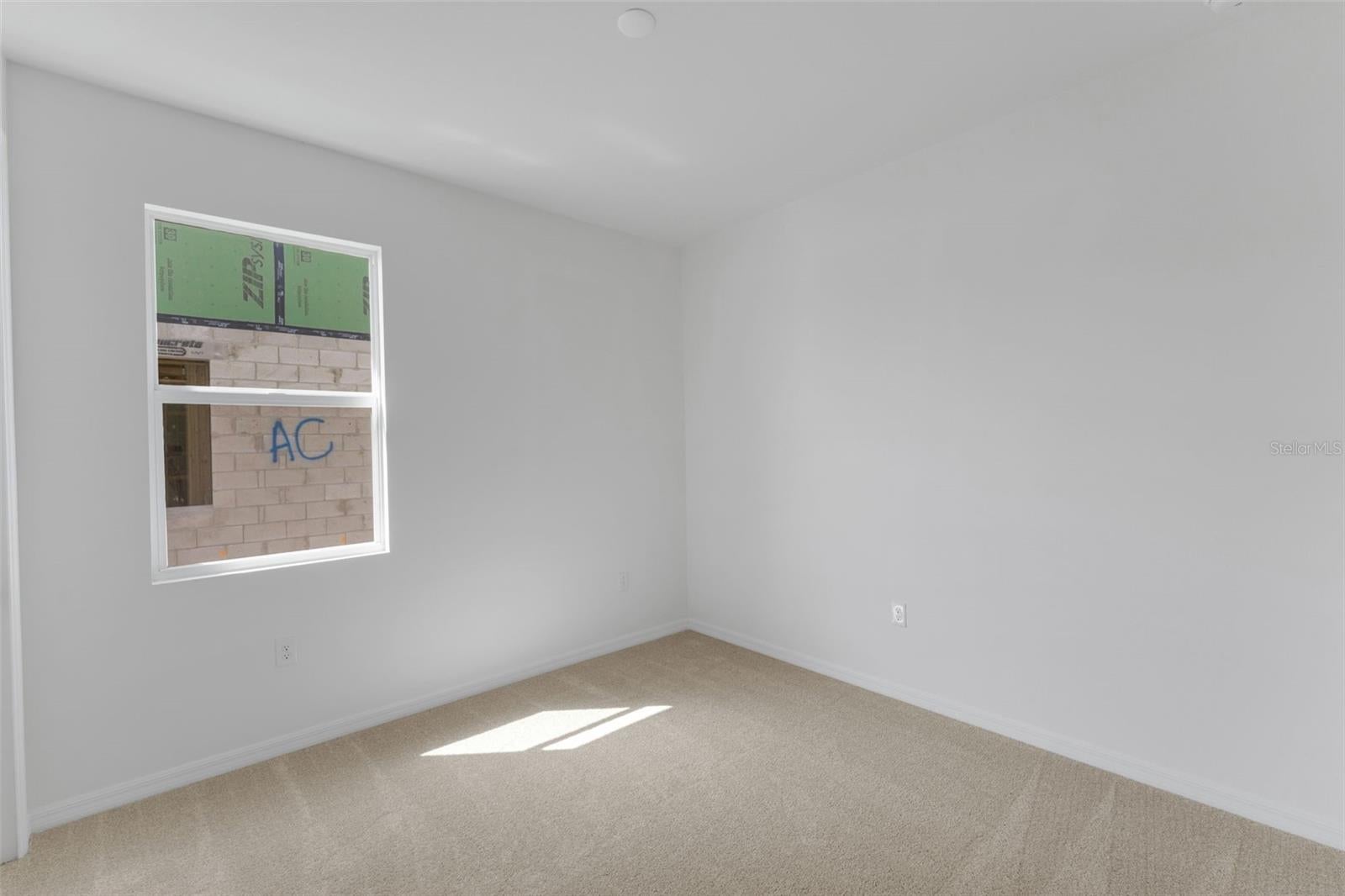 RIVER HALL COUNTRY CLUB - Residential