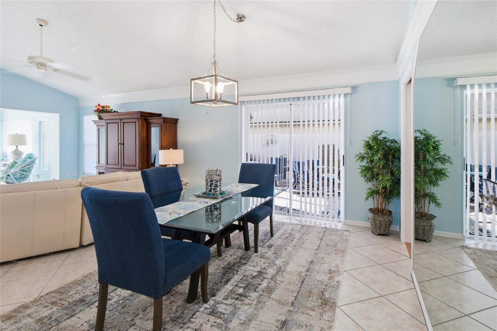 HARRINGTON LAKE - Residential