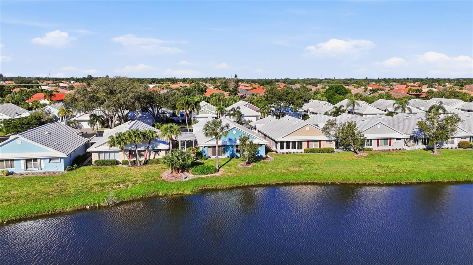 HARRINGTON LAKE - Residential