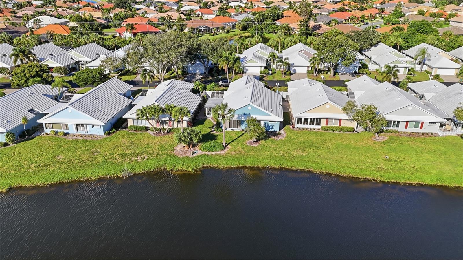 HARRINGTON LAKE - Residential