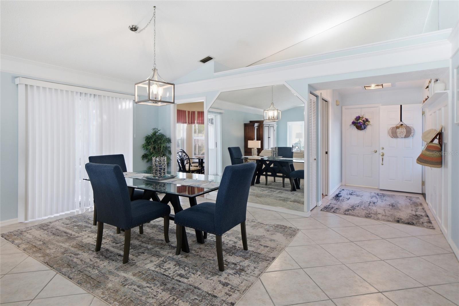 HARRINGTON LAKE - Residential