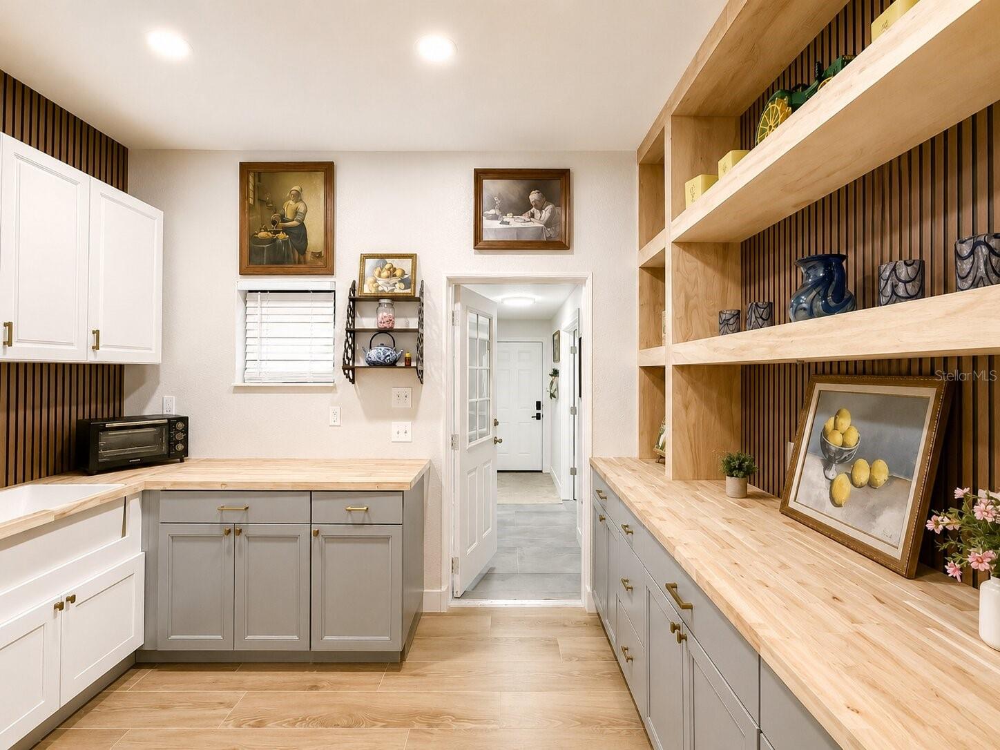 LITTLE GREEN ACRES SUB - Residential