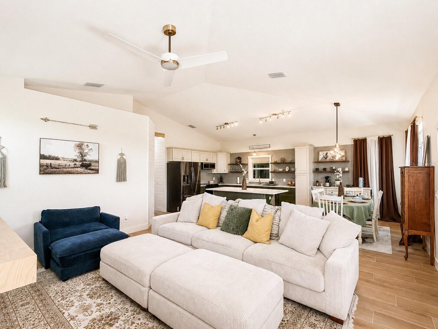 LITTLE GREEN ACRES SUB - Residential