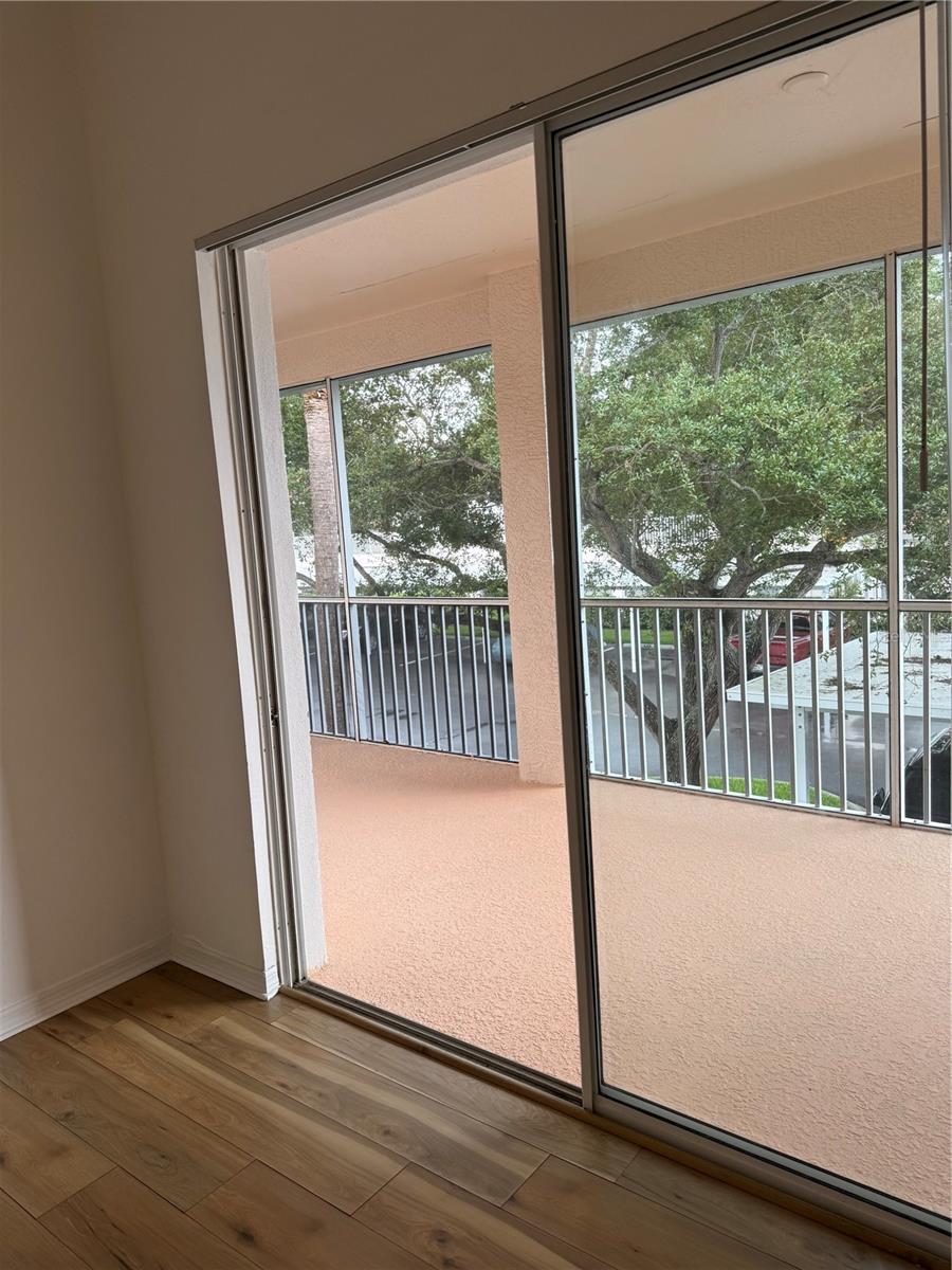 PLAZA DE FLORES - Residential