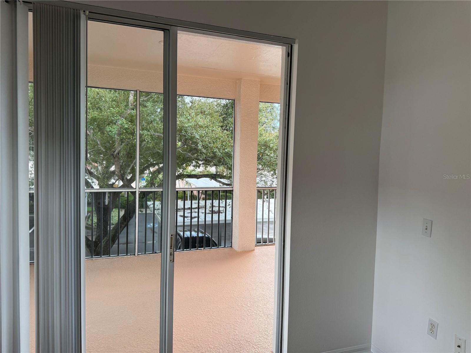 PLAZA DE FLORES - Residential