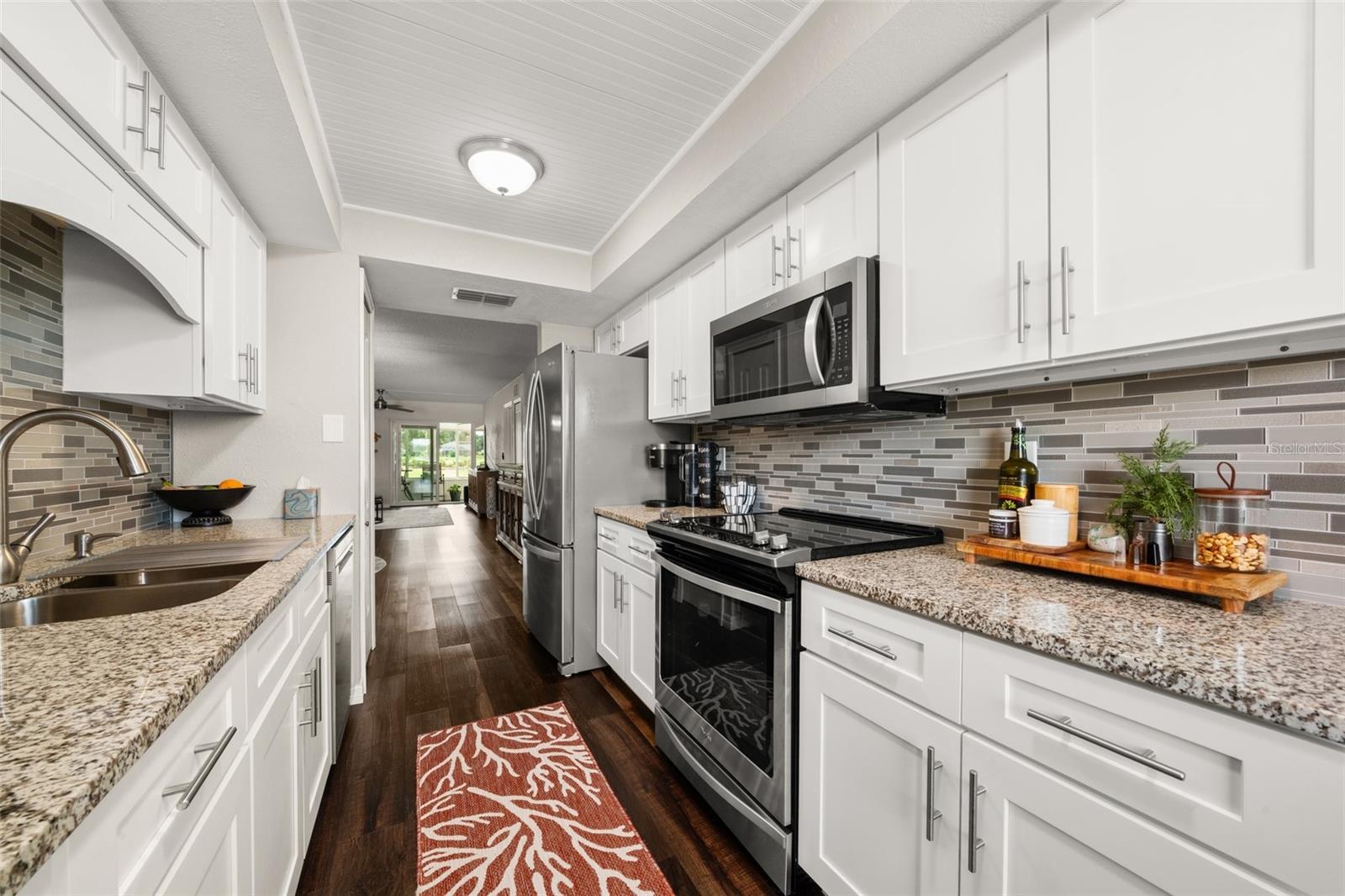 FAIRWAY VILLAS II CONDO - Residential