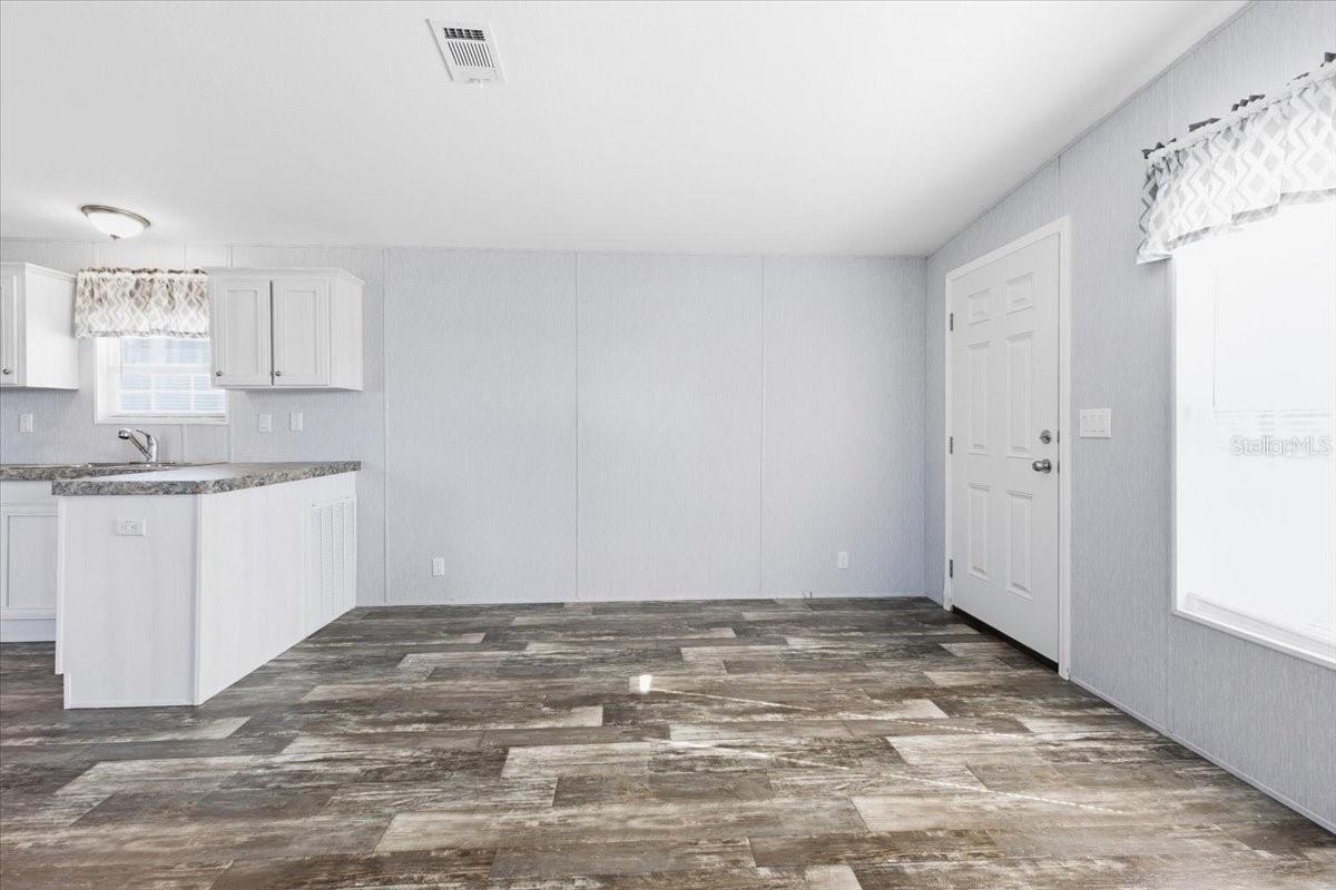 OAK GROVE - Residential