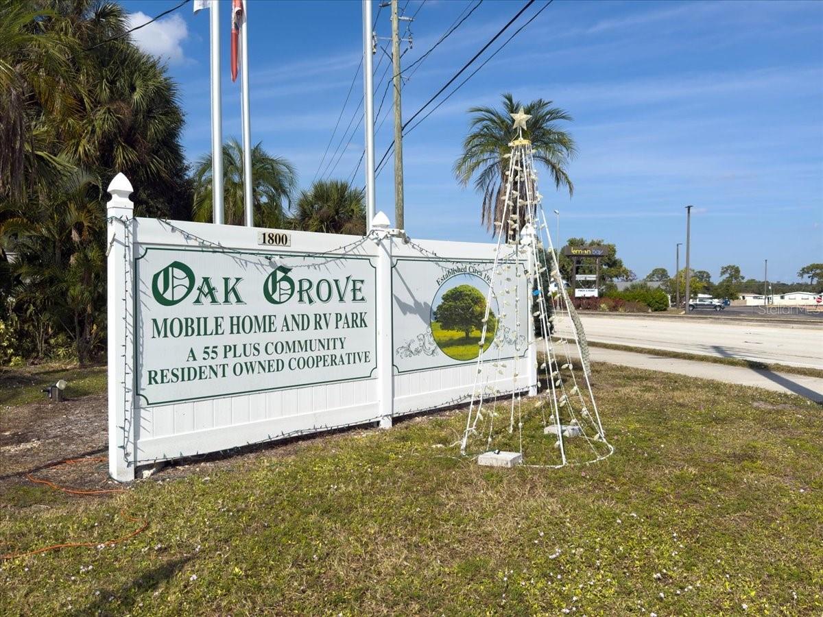 OAK GROVE - Residential
