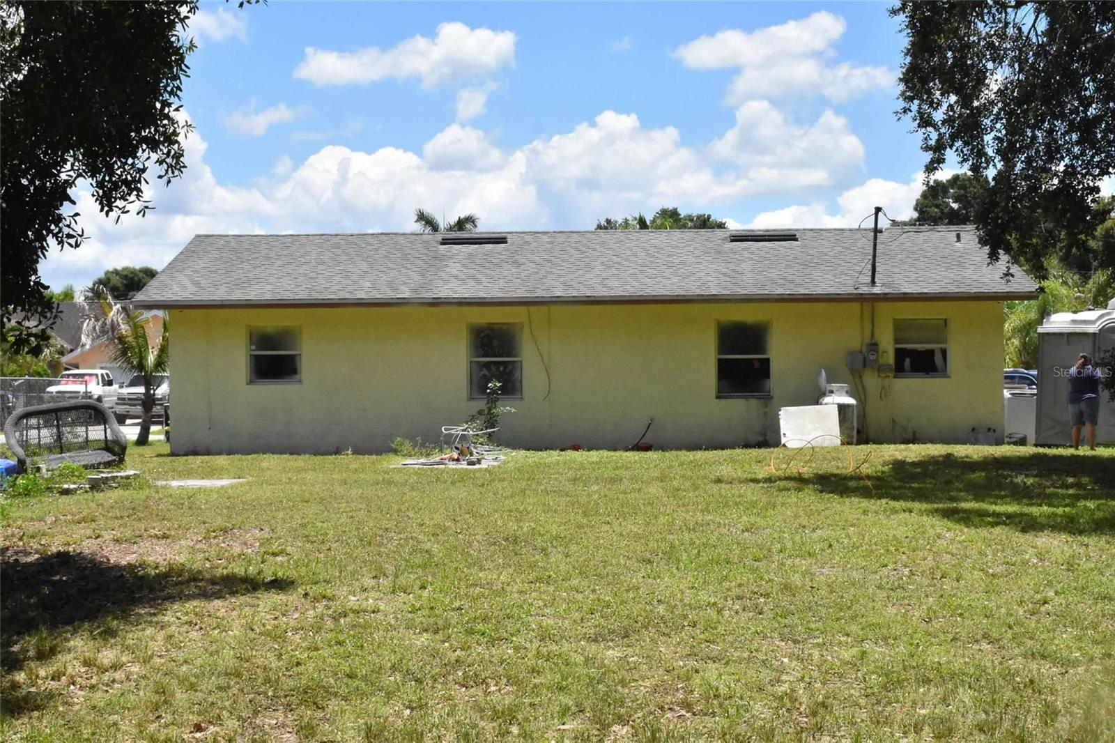 PALM ESTATE - Residential