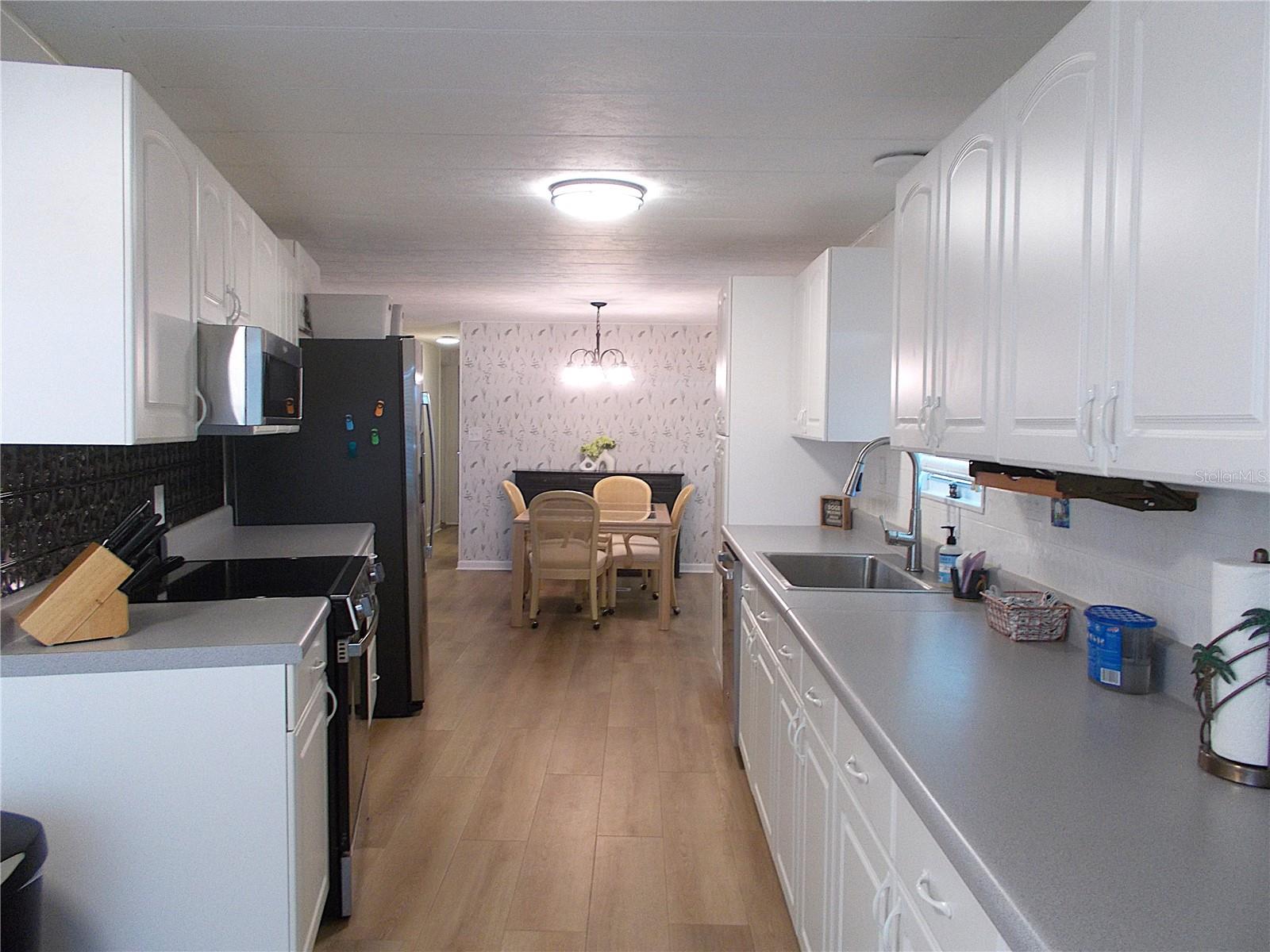 SANDALWOOD PARK - Residential