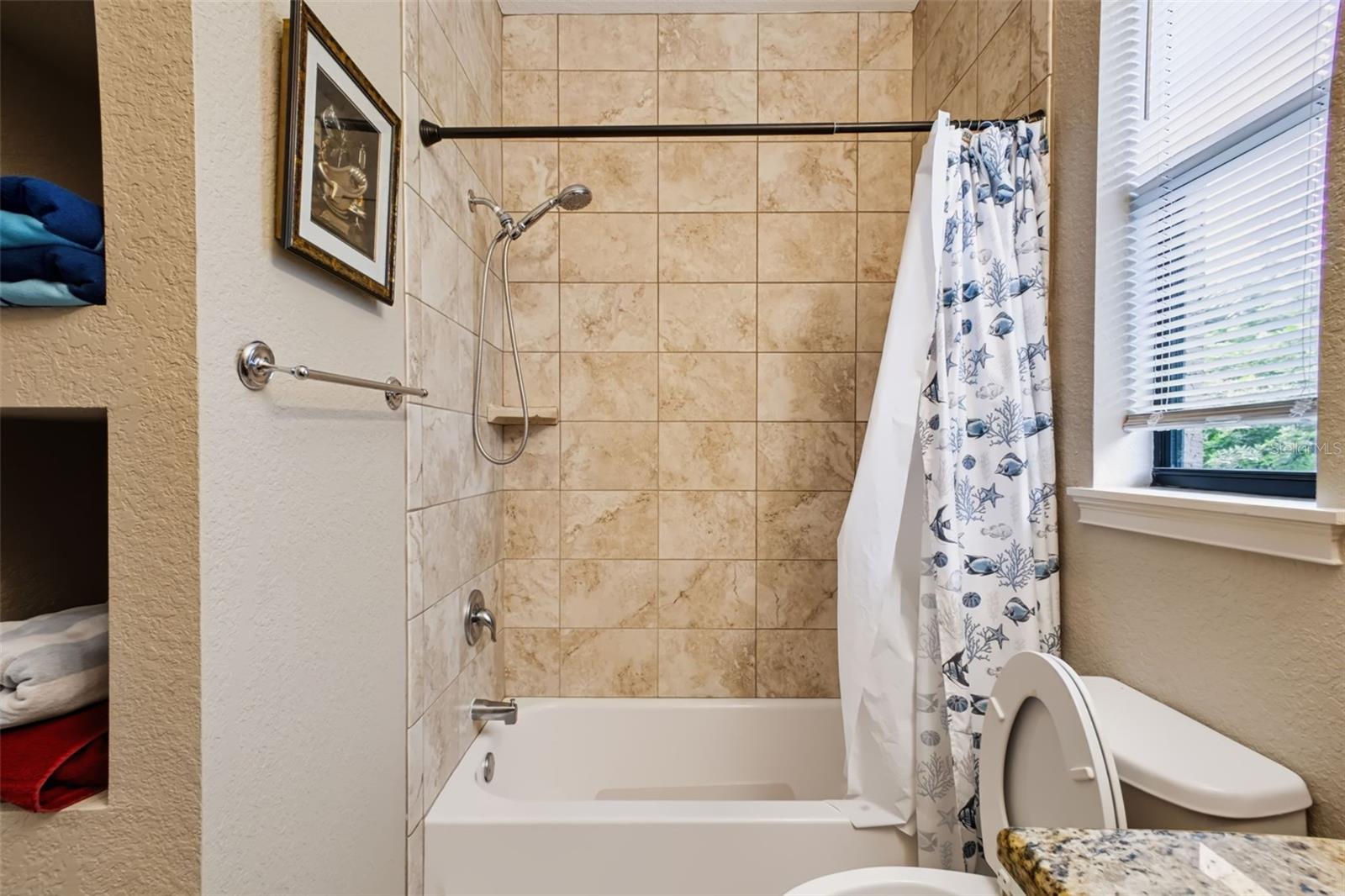 ROTONDA LAKES - Residential