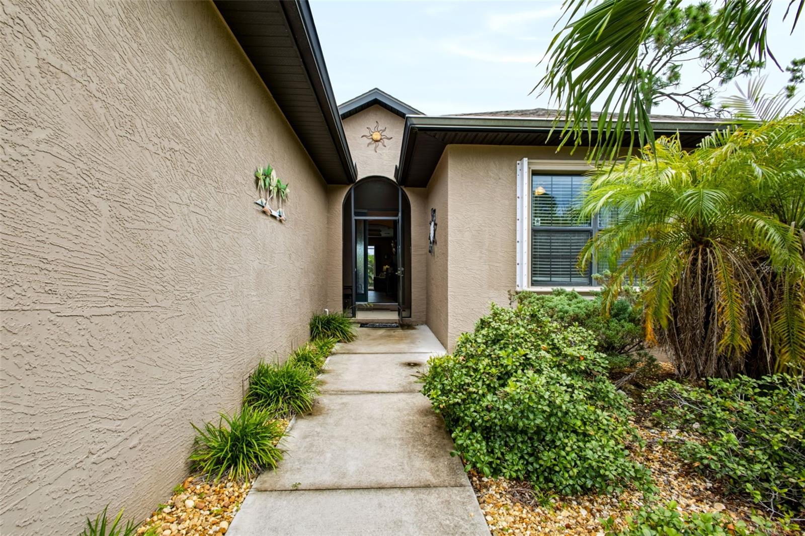ROTONDA LAKES - Residential