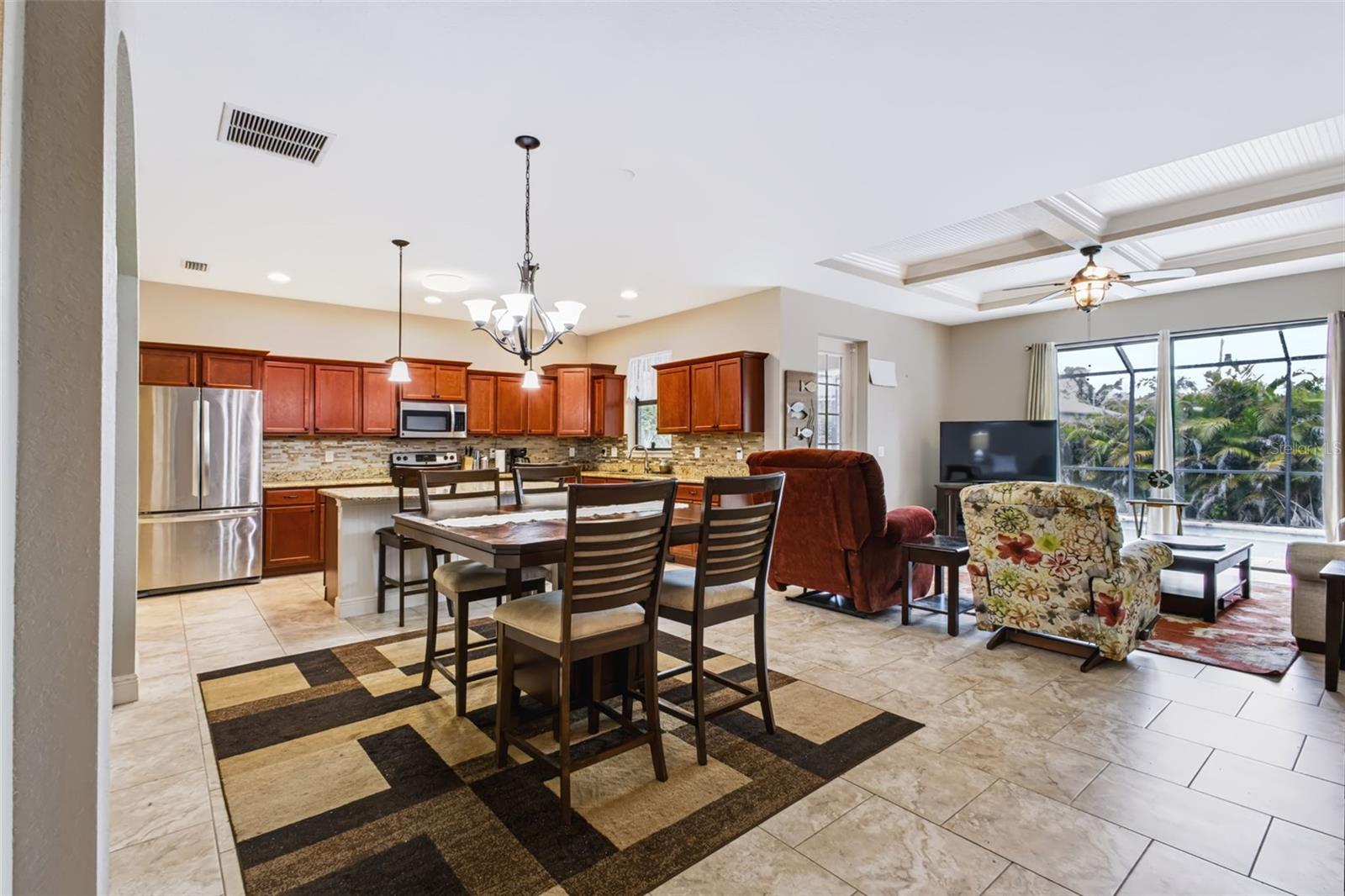 ROTONDA LAKES - Residential