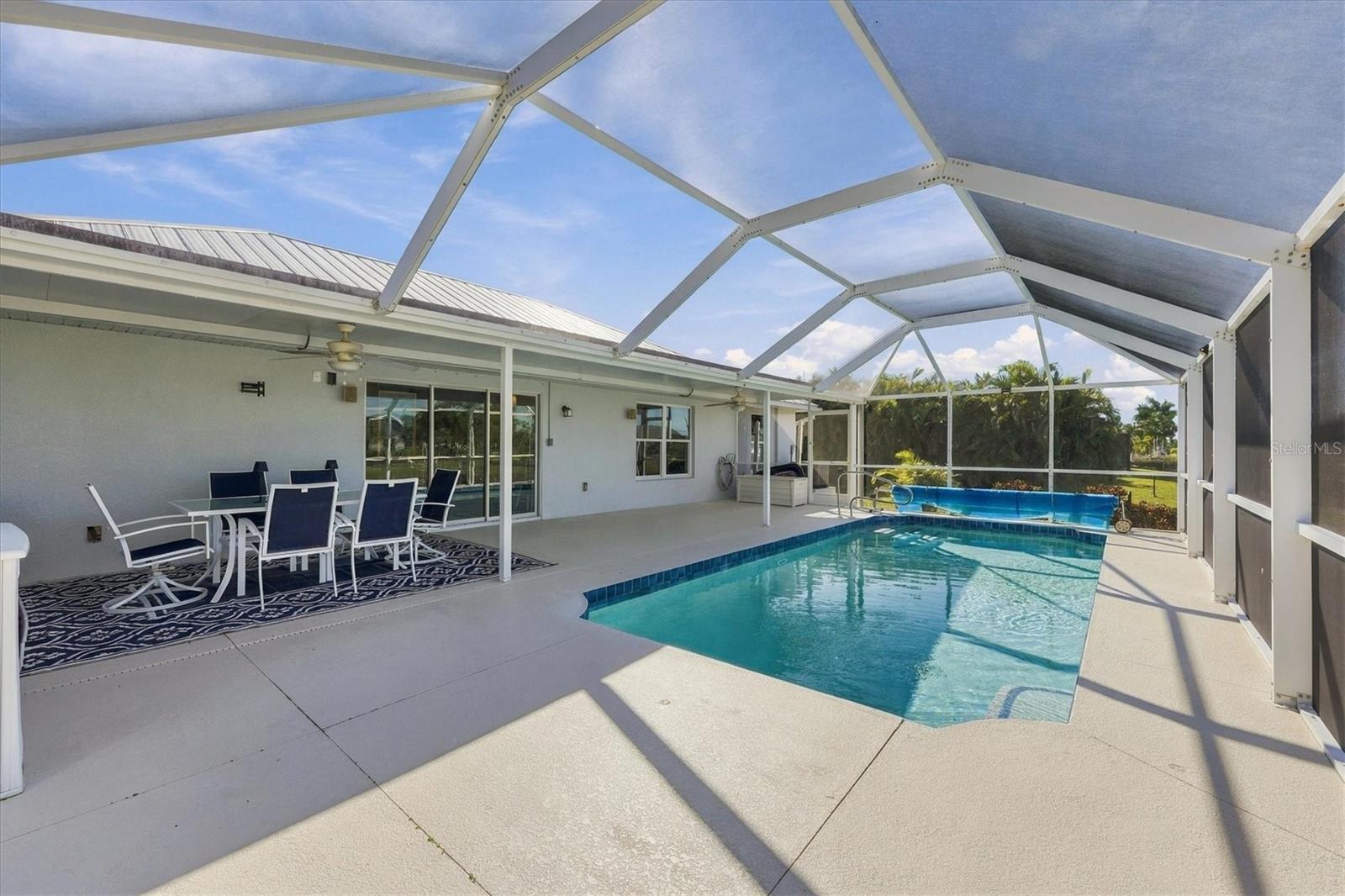 ROTONDA WEST PEBBLE BEACH - Residential