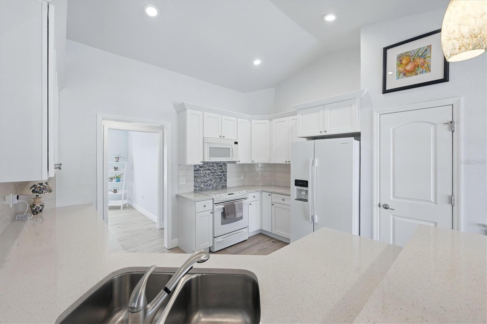 ROTONDA WEST PEBBLE BEACH - Residential