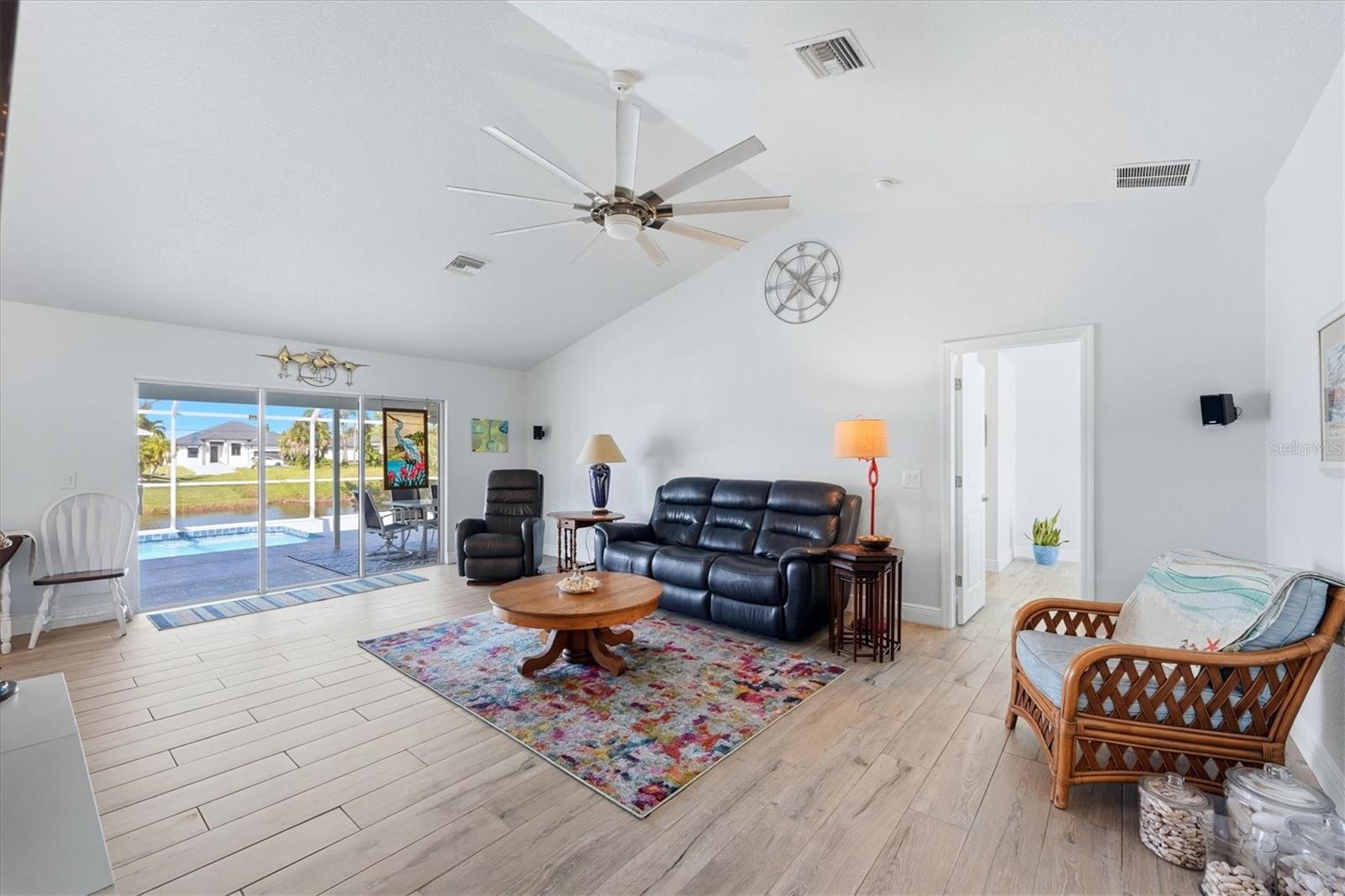 ROTONDA WEST PEBBLE BEACH - Residential