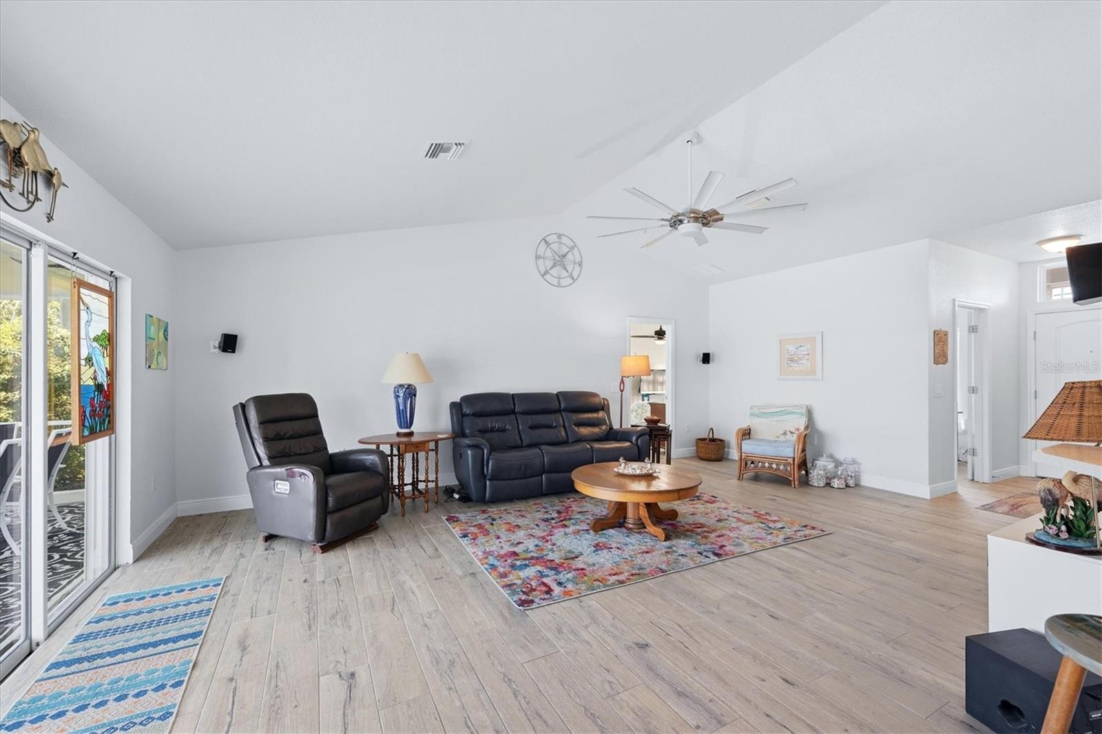 ROTONDA WEST PEBBLE BEACH - Residential