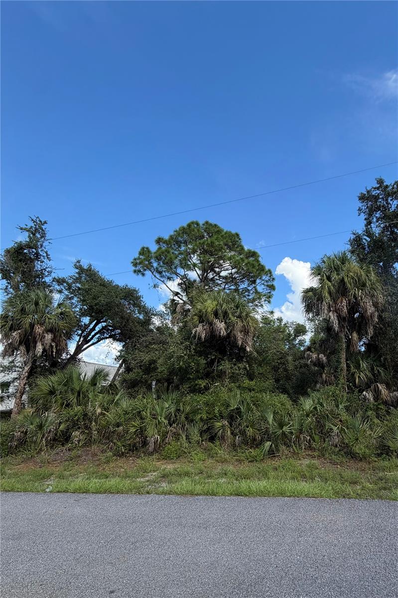PORT CHARLOTTE SEC 024 - Land
