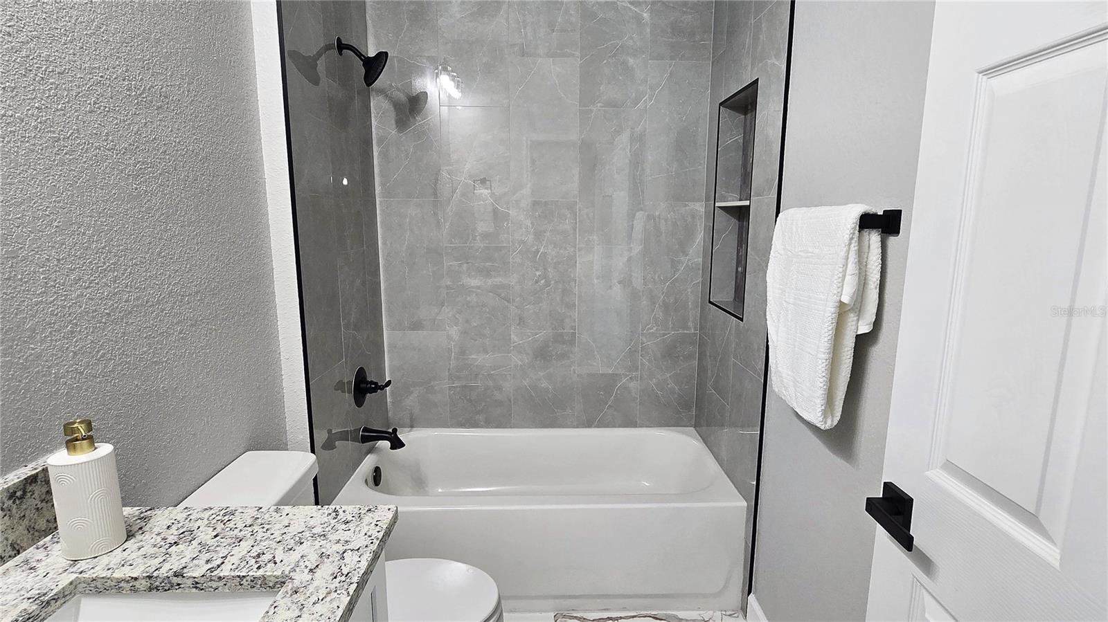 ORANGE BLOSSOM ESTS UN #9 - Residential