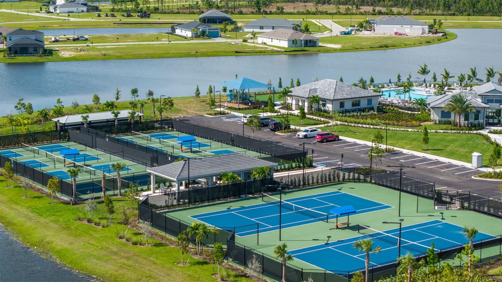 TUCKERS POINTE PH 1 - Residential