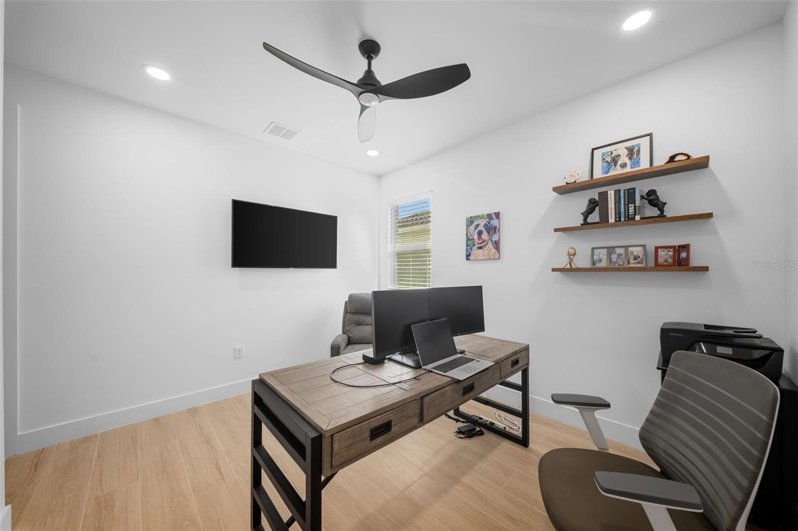 TUCKERS POINTE PH 1 - Residential