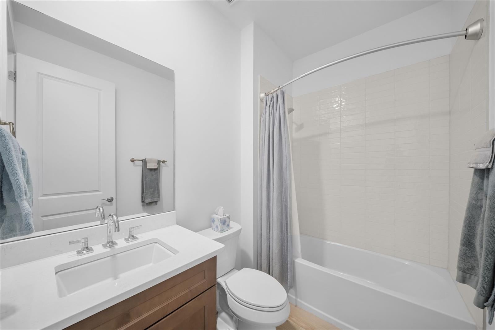 TUCKERS POINTE PH 1 - Residential