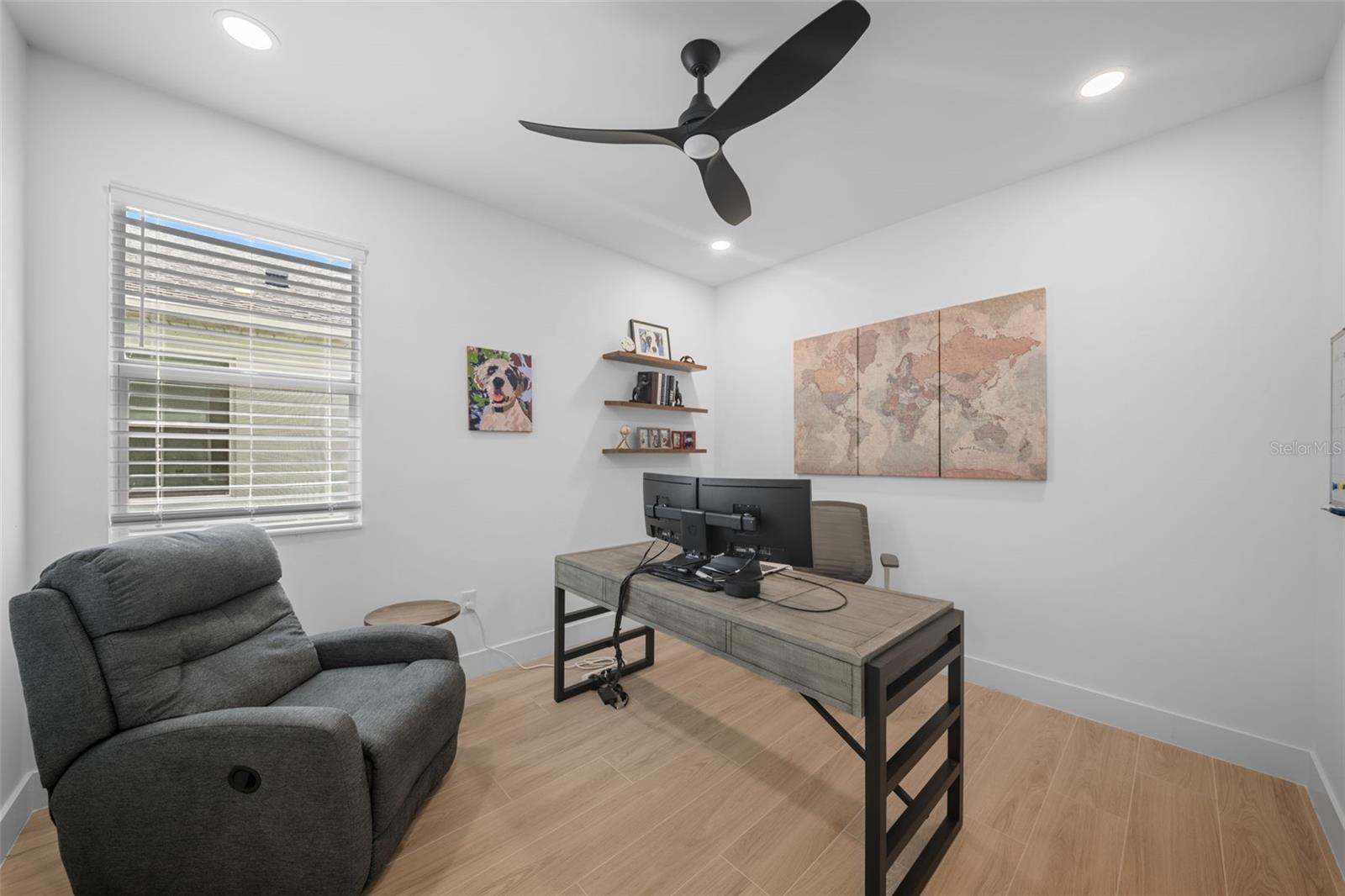 TUCKERS POINTE PH 1 - Residential