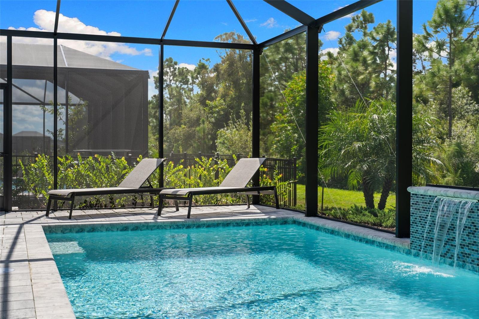 TUCKERS POINTE PH 1 - Residential