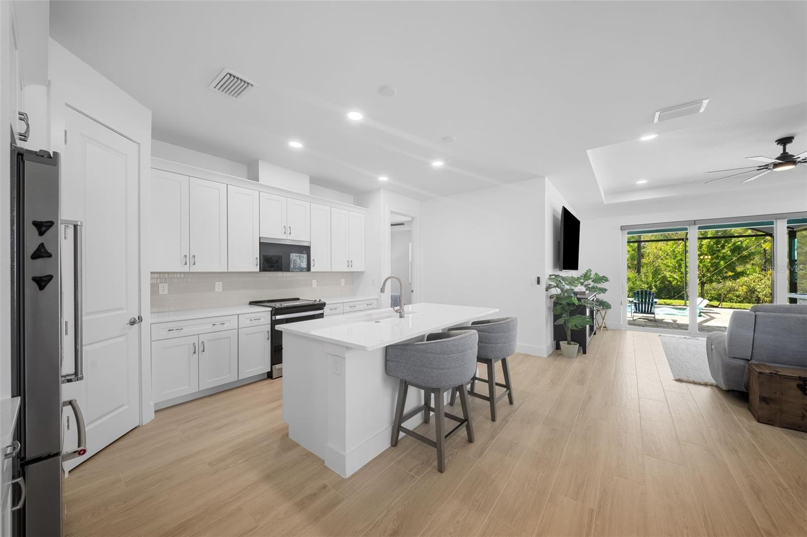 TUCKERS POINTE PH 1 - Residential