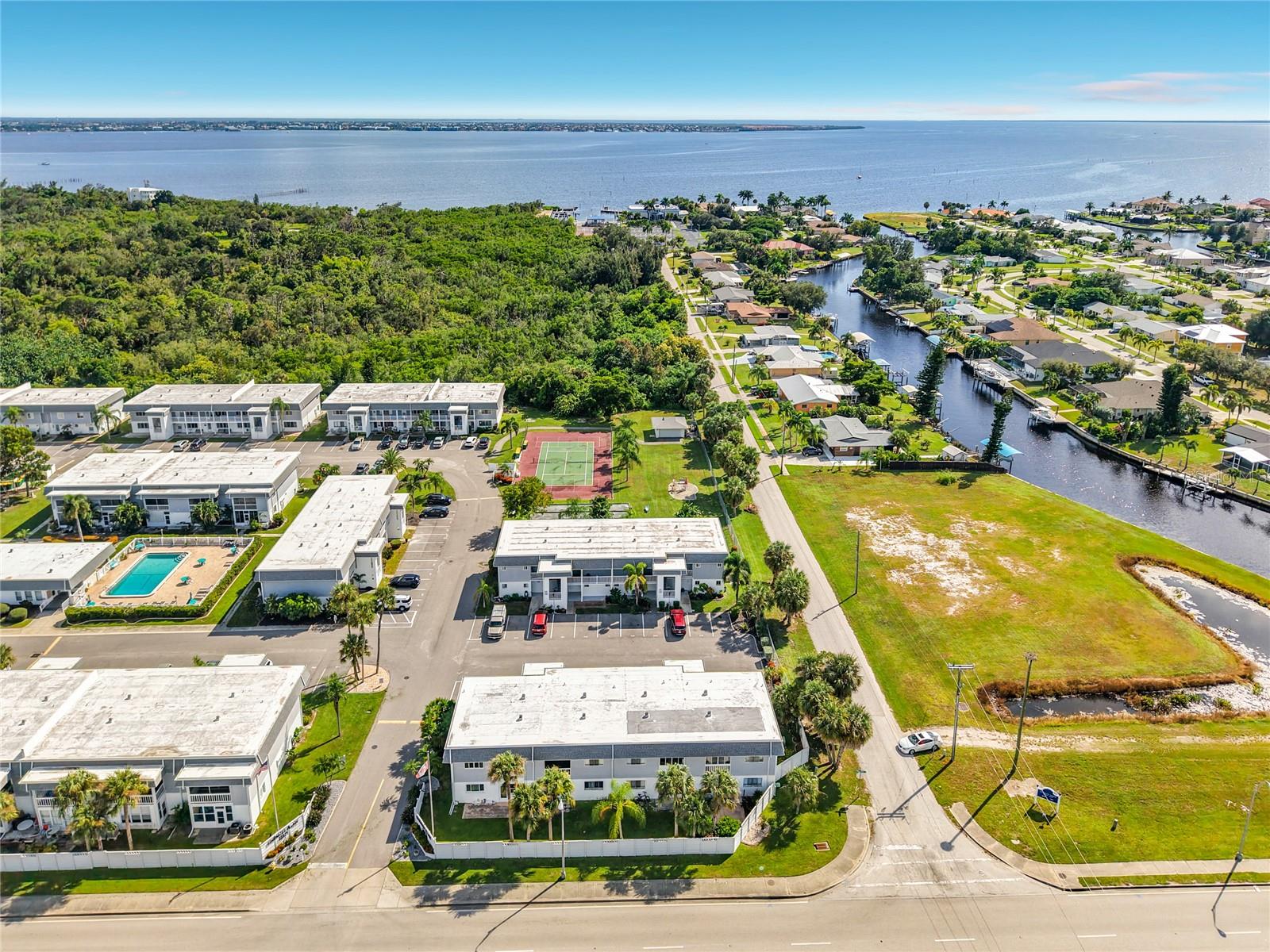 EDGEWATER VILLAGE - Residential