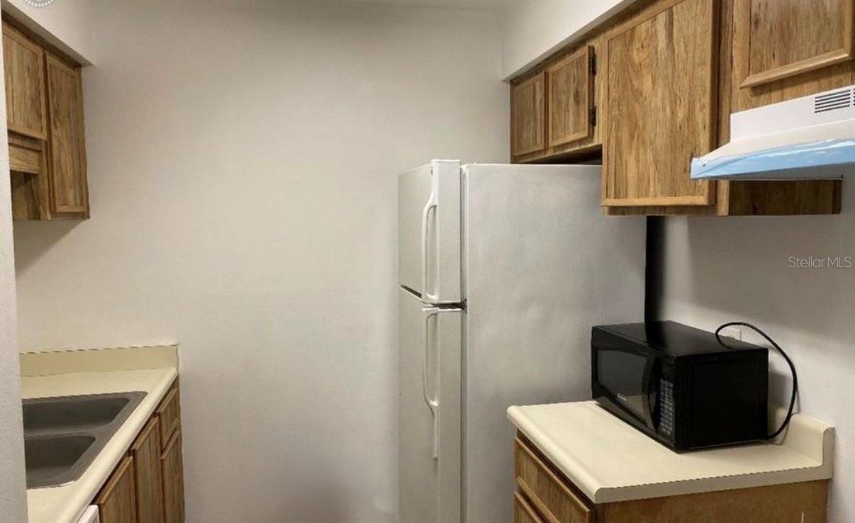 THE OAKS UNIT VI A CONDO - Residential